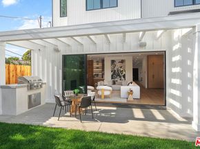 1742 Preuss Road, Los Angeles CA 90035