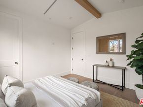 1742 Preuss Road, Los Angeles CA 90035