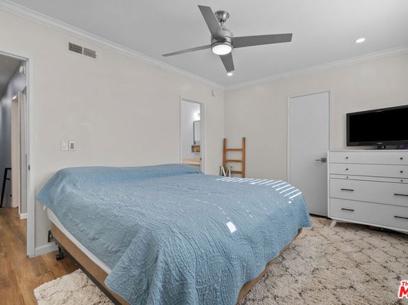 8024 Via Pompeii, Burbank CA 91504