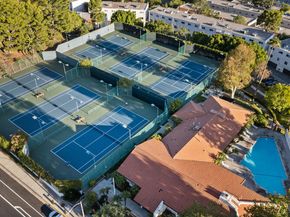 8024 Via Pompeii, Burbank CA 91504