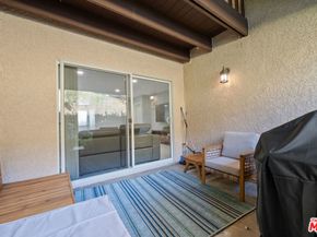 8024 Via Pompeii, Burbank CA 91504