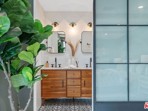 1645 S Sierra Bonita Avenue, Los Angeles CA 90019