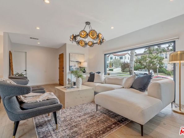 1645 S Sierra Bonita Avenue, Los Angeles CA 90019