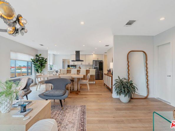 1645 S Sierra Bonita Avenue, Los Angeles CA 90019