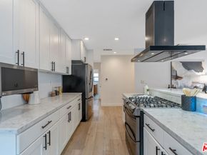 1645 S Sierra Bonita Avenue, Los Angeles CA 90019