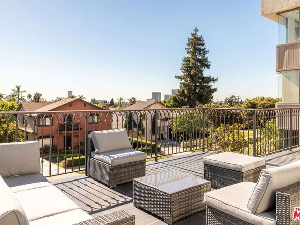 10725 Ashton Avenue 101, Los Angeles CA 90024