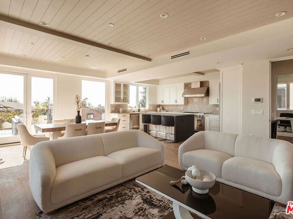 10725 Ashton Avenue 101, Los Angeles CA 90024