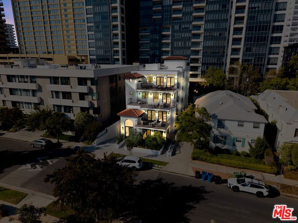 10725 Ashton Avenue 101, Los Angeles CA 90024