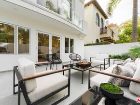 142 Union Jack Mall, Marina Del Rey CA 90292