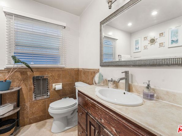 14911 Florwood Avenue, Hawthorne CA 90250