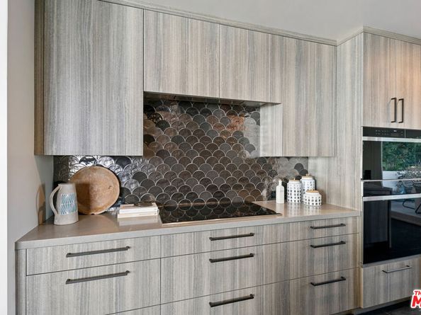 31558 Victoria Point Road, Malibu CA 90265