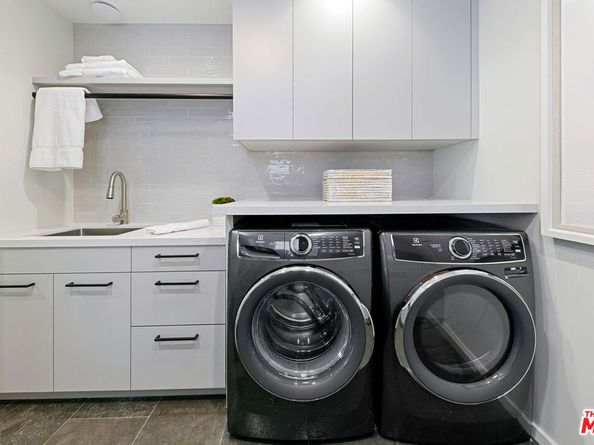 31558 Victoria Point Road, Malibu CA 90265