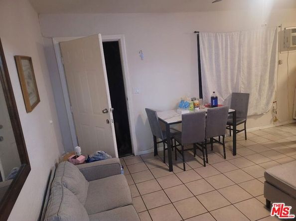 8111 S Main Street, Los Angeles CA 90003