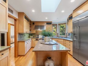 4958 Carpenter Avenue, Valley Village CA 91607