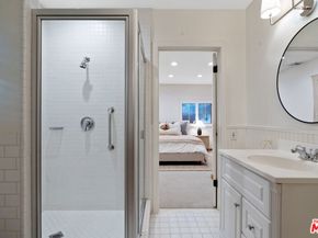 4958 Carpenter Avenue, Valley Village CA 91607