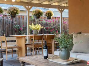 4958 Carpenter Avenue, Valley Village CA 91607