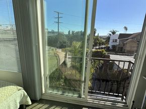 4010 W Adams Boulevard, Los Angeles CA 90018