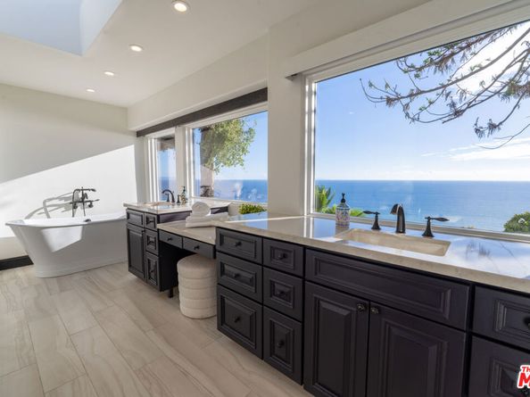 21607 Rambla Vista, Malibu CA 90265