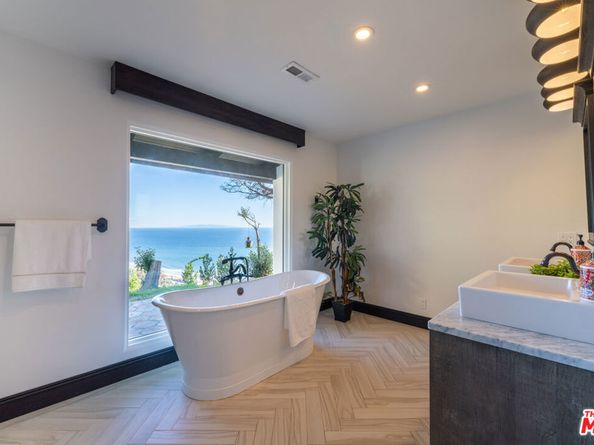 21607 Rambla Vista, Malibu CA 90265