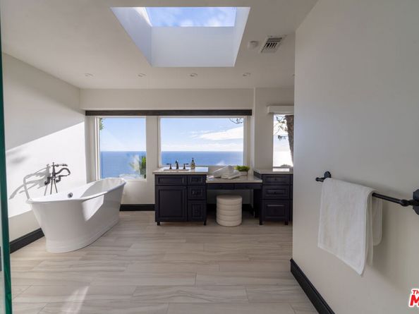 21607 Rambla Vista, Malibu CA 90265