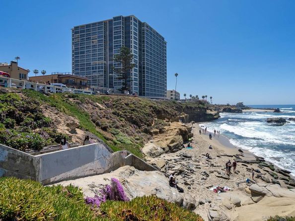939 Coast Blvd 4A, La Jolla CA 92037
