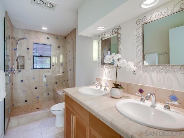 3566 Albatross St, San Diego CA 92103