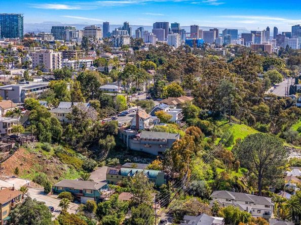 3566 Albatross St, San Diego CA 92103