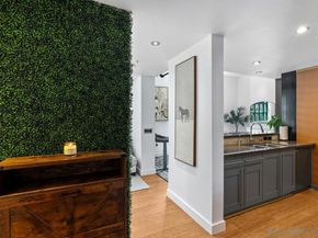 700 W E St 403, San Diego CA 92101