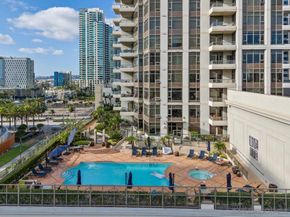 700 W E St 403, San Diego CA 92101