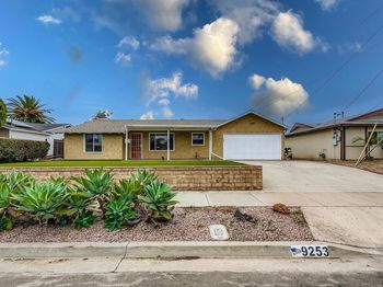 9253 Maranda Dr