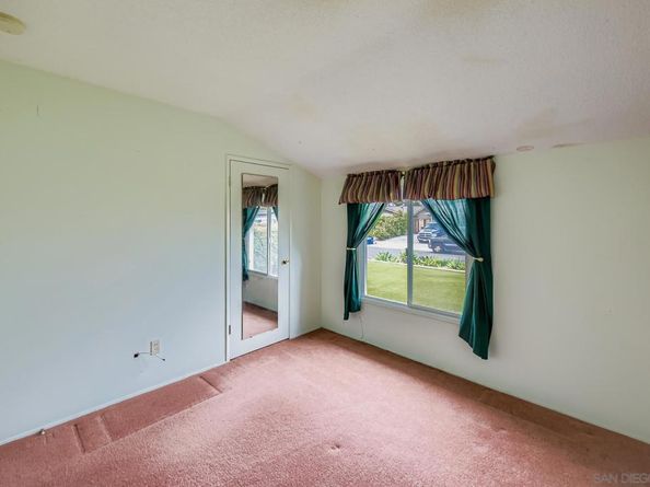 9253 Maranda Dr, Santee CA 92071