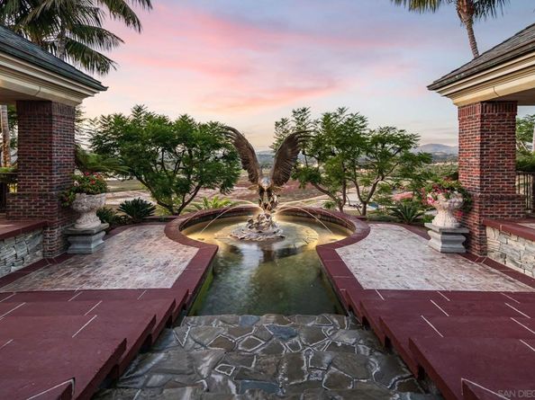 5893 Winland Hills Dr, Rancho Santa Fe CA 92067