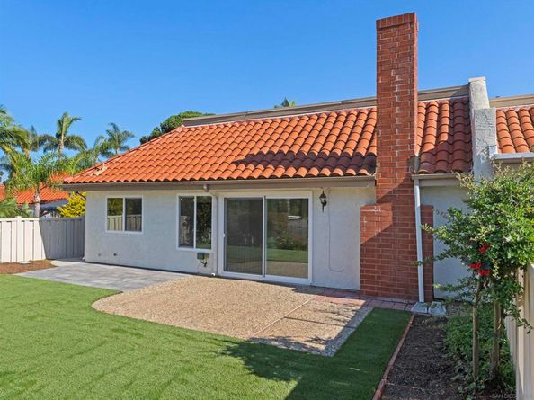3579 Twilight Ln, Oceanside CA 92056