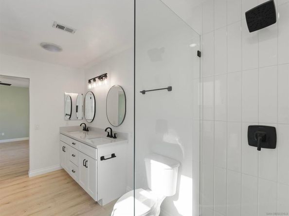 3579 Twilight Ln, Oceanside CA 92056