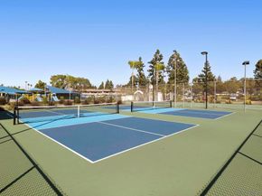 11409 Duenda Rd, San Diego CA 92127