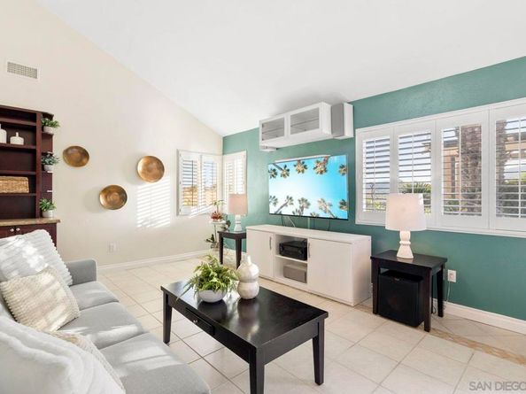 11409 Duenda Rd, San Diego CA 92127