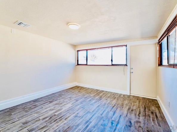 3112 Luna Ave, San Diego CA 92117