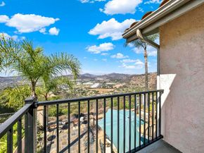 2157 Woodland Heights Gln, Escondido CA 92026