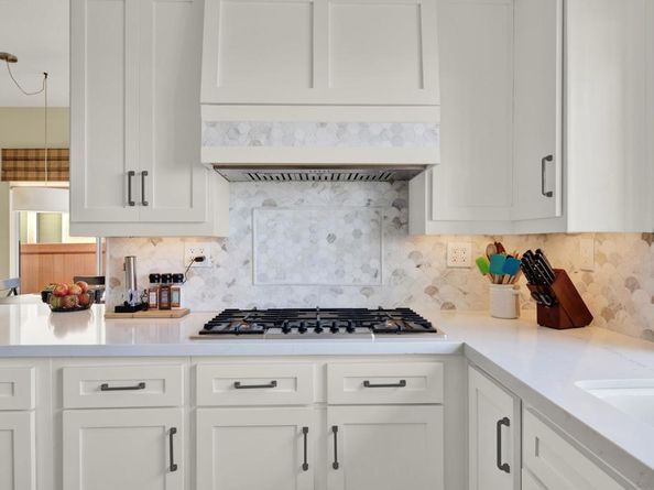 2157 Woodland Heights Gln, Escondido CA 92026