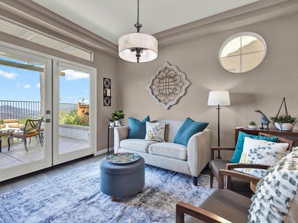 2157 Woodland Heights Gln, Escondido CA 92026