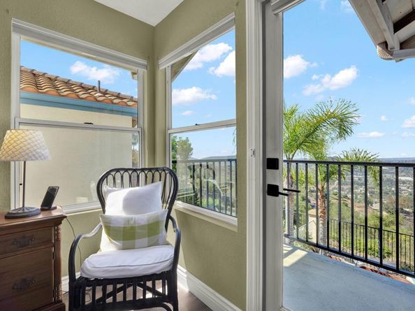 2157 Woodland Heights Gln, Escondido CA 92026