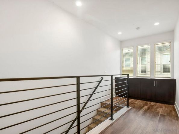 2472 Aperture Circle, San Diego CA 92108