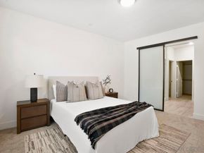 2472 Aperture Circle, San Diego CA 92108