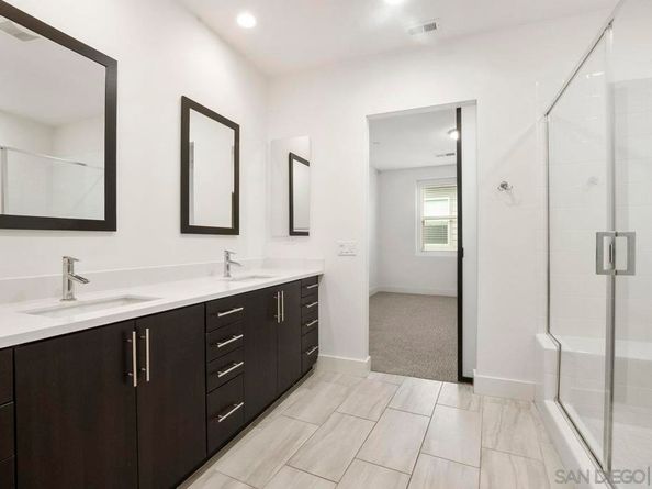 2472 Aperture Circle, San Diego CA 92108