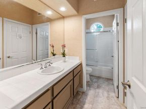 5310 Renaissance Ave, San Diego CA 92122