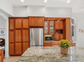 5310 Renaissance Ave, San Diego CA 92122