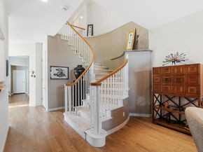 5310 Renaissance Ave, San Diego CA 92122