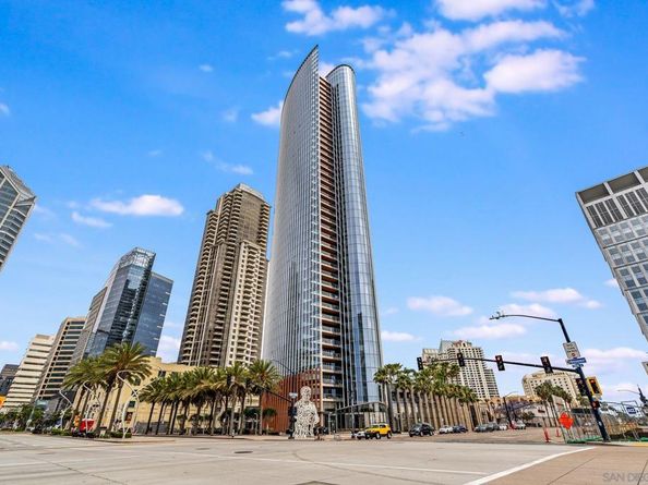 888 W E Street 2004, San Diego CA 92101
