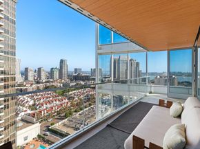 888 W E Street 2004, San Diego CA 92101