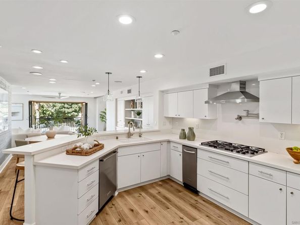 229 Bonair Street, La Jolla CA 92037